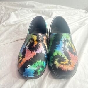 Crocs Women's At Work Clog Shoes Black Multi Tie Dye Slip Resistant Size W6
